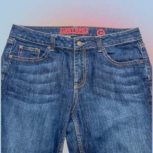 NY & COMPANY Women’s 8 CURVY SOHO CROP Blue Jeans